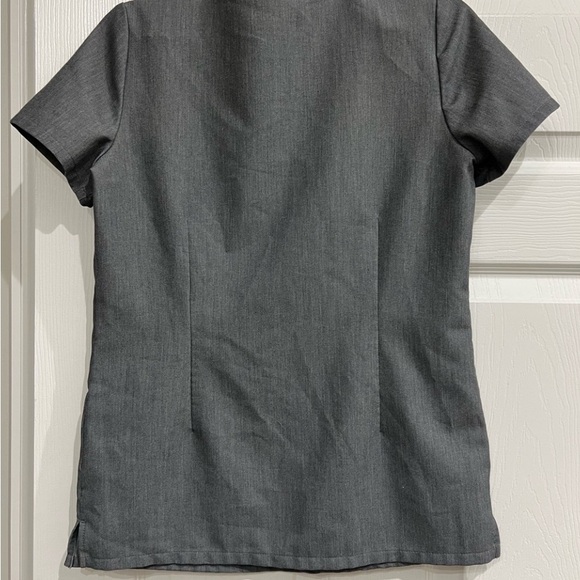 Figs Scrub Top! - Picture 2 of 4